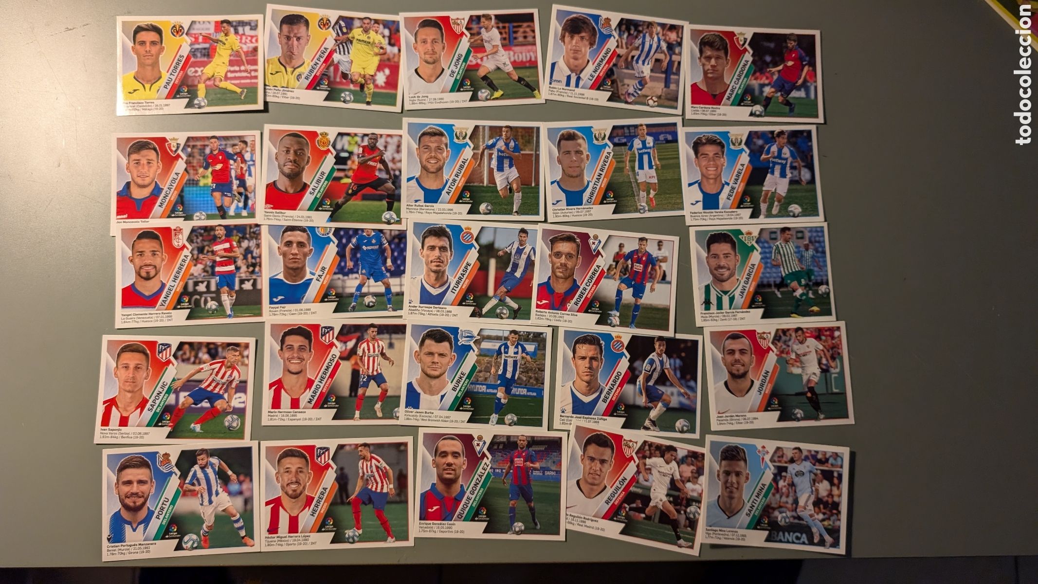 Cromos de F&uacute;tbol: LOTE 25 FICHAJES Y COLOCAS DIFERENTES LIGA ESTE 2019/20 19 20 NUNCA PEGADOS