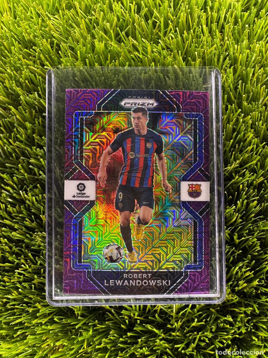 Cromos de F&uacute;tbol: N&ordm; 217 Robert Lewandowski Prizm Purple Mojo FC Barcelona Panini Chronicles La Liga 22 23