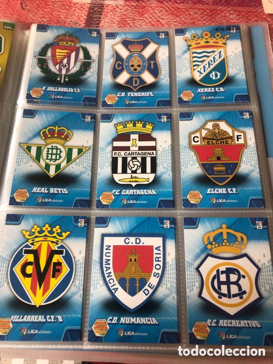 Cromos de F&uacute;tbol: Megacracks 2010 2012 escudos