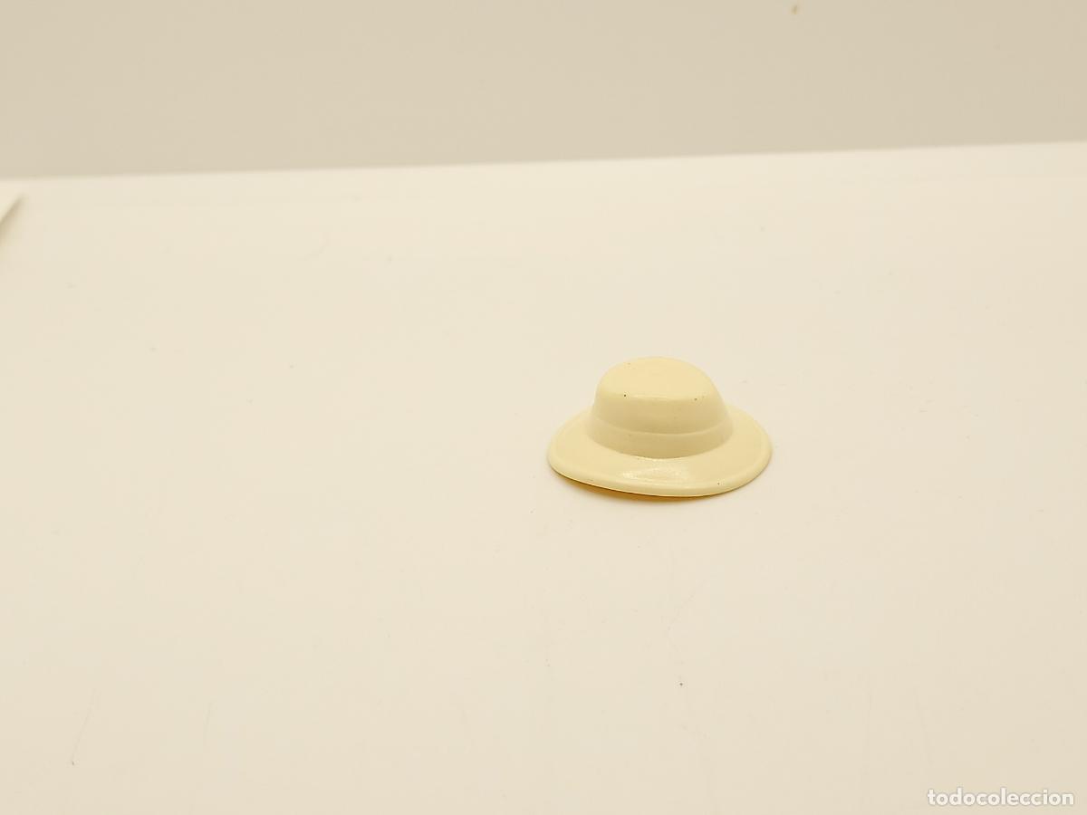 Cromos de F&uacute;tbol: PLAYMOBIL SEGUNDA MANO SOMBRERO CITY VICTORIANO OESTE CUSTOM
