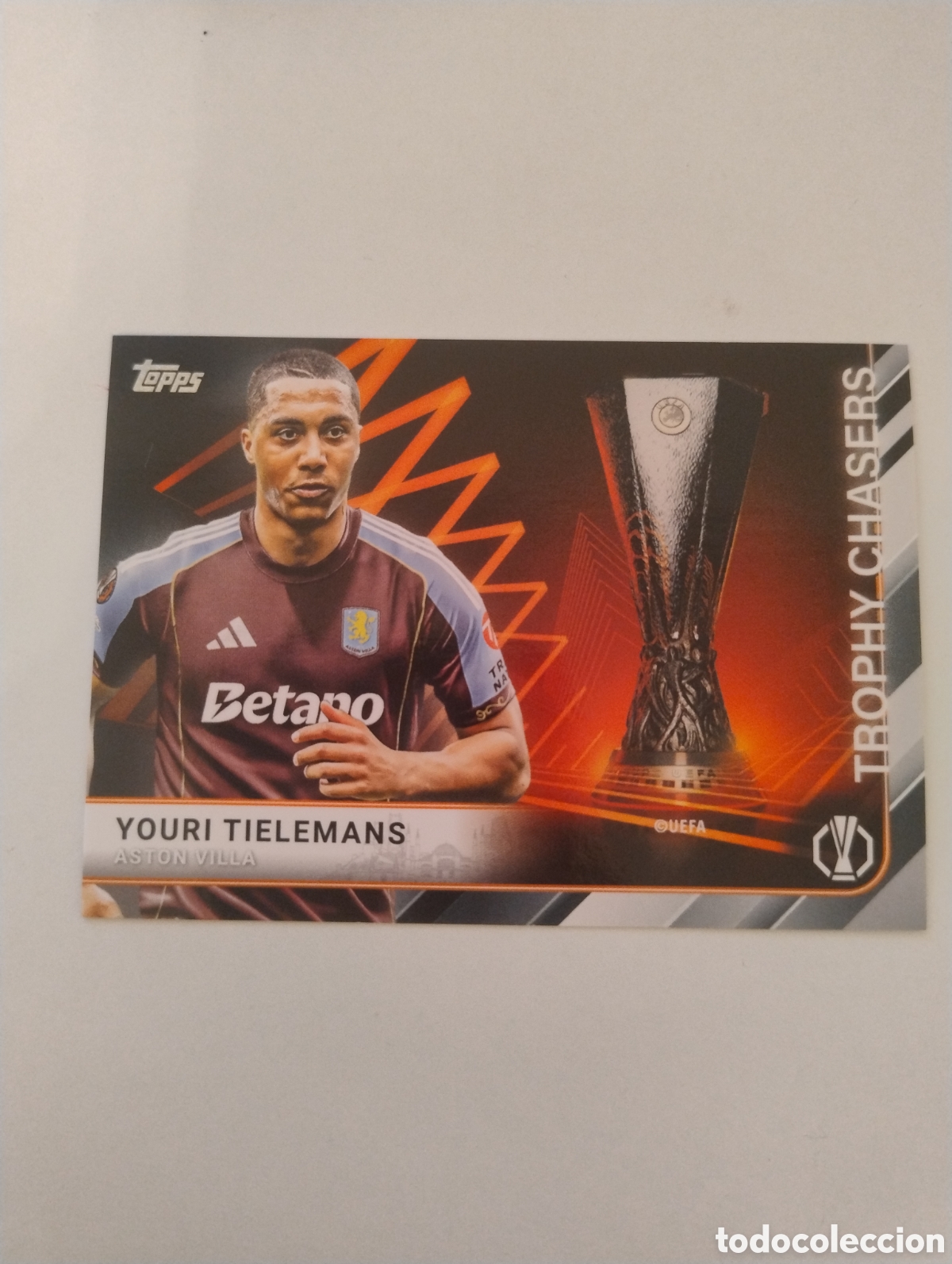 Cromos de F&uacute;tbol: TC 6 - Youri Tielemans - Aston Villa - Topps UCC Flagship 2026 Trophy Chasers