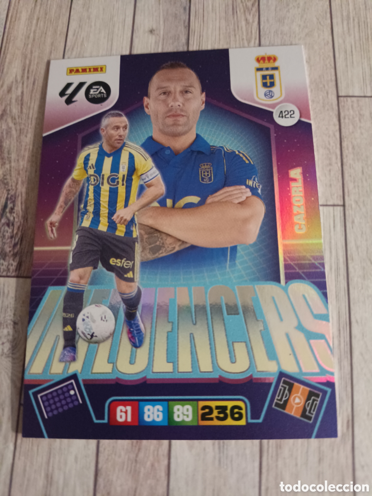 Figurine di Calcio: 422 SANTI CAZORLA OVIEDO INFLUENCERS ADRENALYN XL LIGA 2025 2026 PANINI 25 26