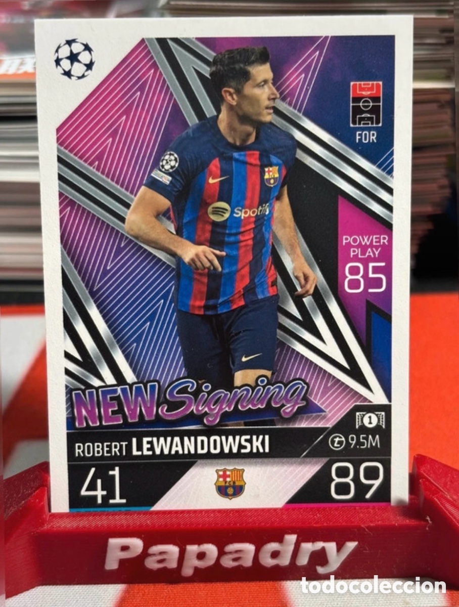 Cromos de F&uacute;tbol: Topps Match Attax CL 22/23 No. NS 8 Robert Lewandowski New Signing