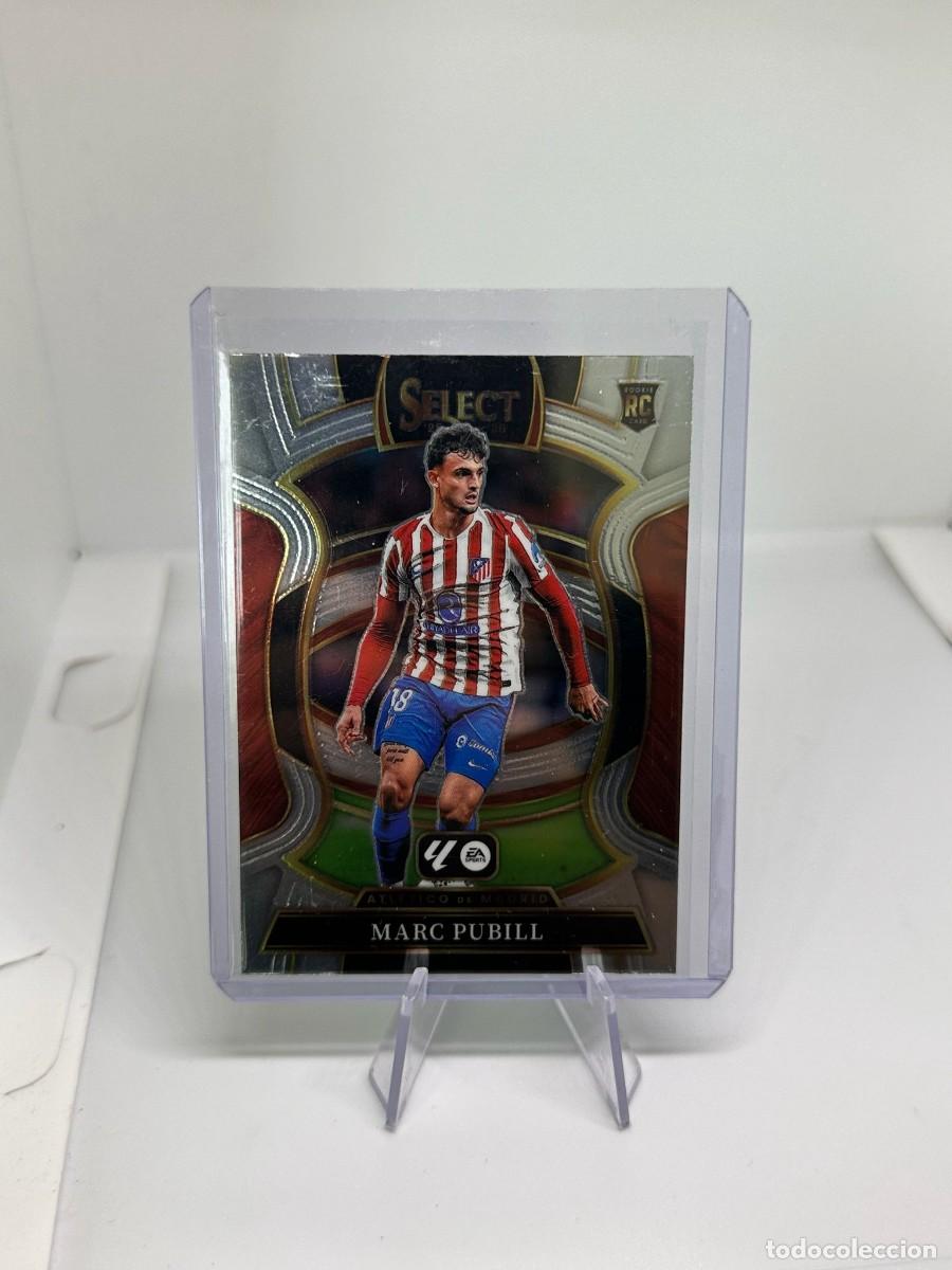 Football Stickers: Rookie Marc Pubill Atletico de Madrid Panini Select 2025 26