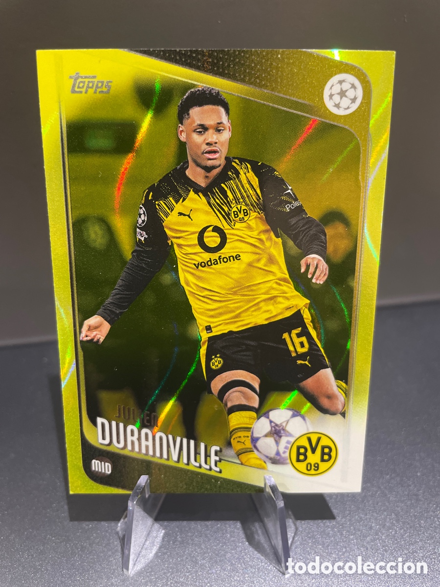 Cromos de F&uacute;tbol: Duranville 25 Gold Wave Topps UCL Flagship 2025-26 Borussia Dortmund