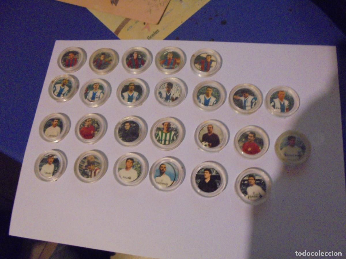 Cromos de F&uacute;tbol: curiosa coleccion 25 cromos tazos chapas de futbol 5 club barcelona 7 espa&ntilde;ol y demas equipos