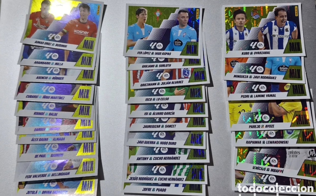 Cromos de F&uacute;tbol: Lote 27 cromos MIX COMPLETO - liga este 2025 2026
