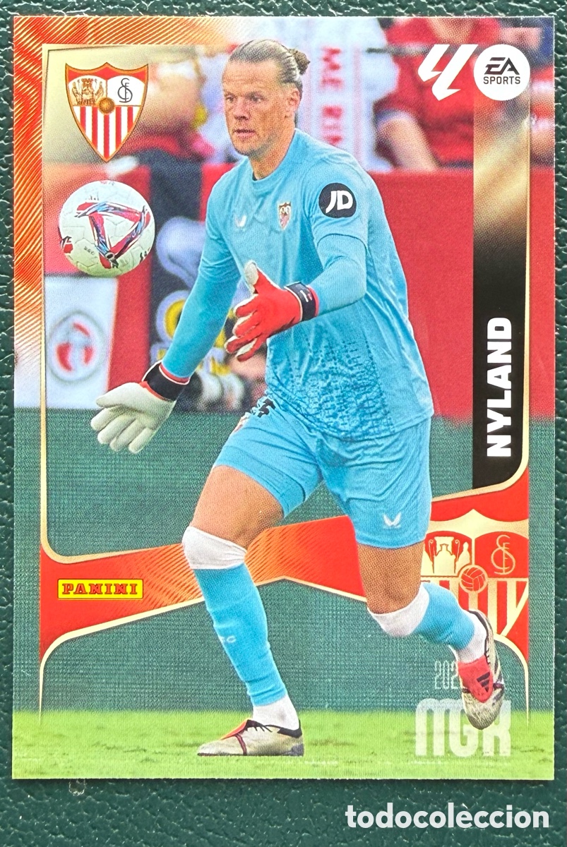 Cartes &agrave; collectionner de Football: 326 NYLAND SEVILLA FC FICHAS ALBUM MEGACRACKS 2025 2026 MGK 25 26