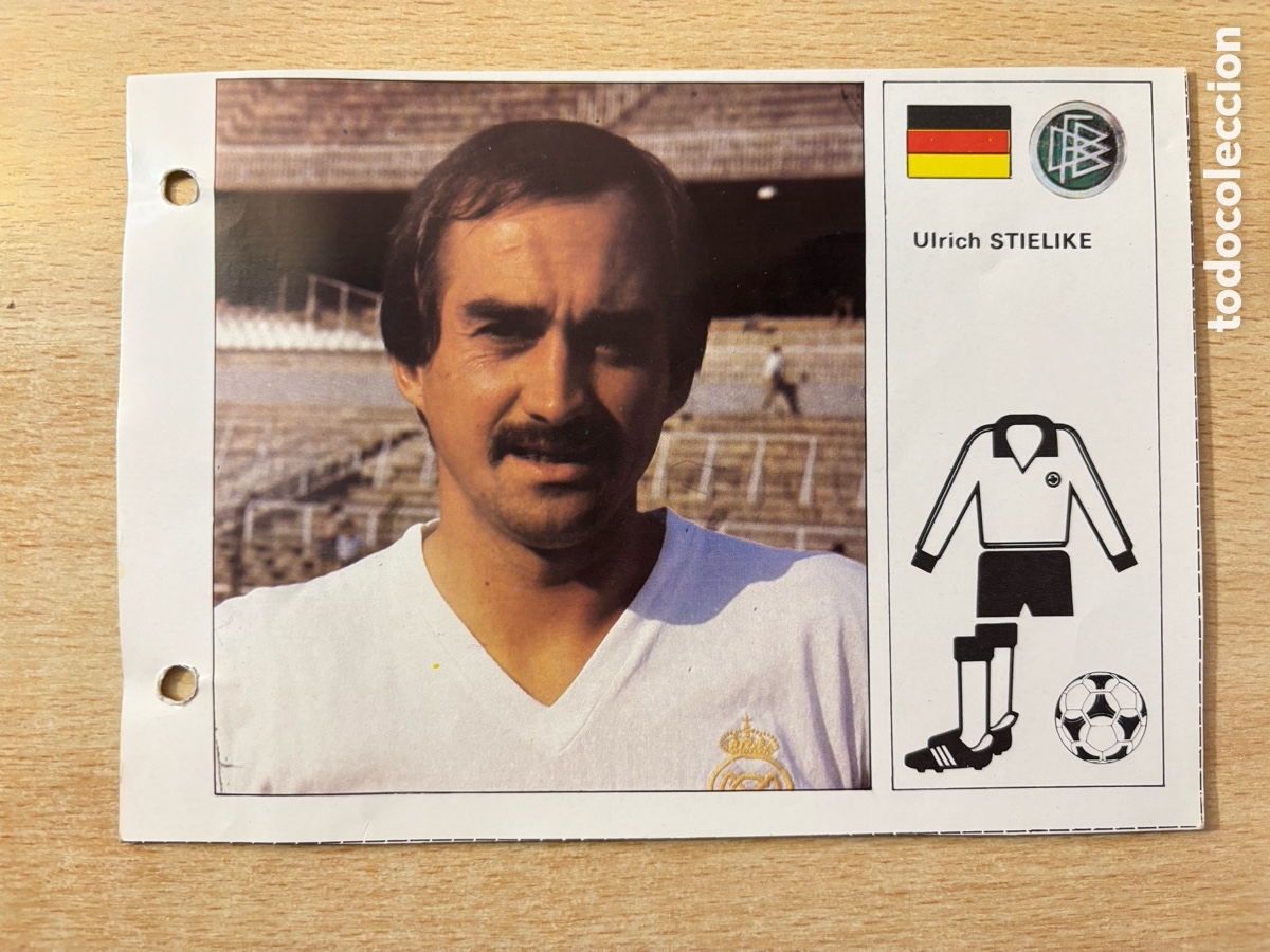 Cromos de F&uacute;tbol: # 4 Ulrich Stielike Alemania Federal Las Estrellas del Mundial 82, mide 18x14 cm.