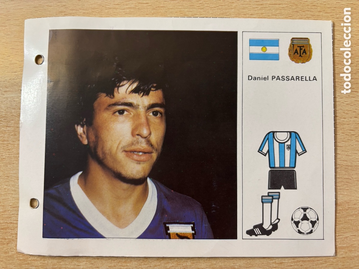 Cromos de F&uacute;tbol: # 16 Daniel Passarella Argentina Las Estrellas del Mundial 82, mide 18x14 cm.