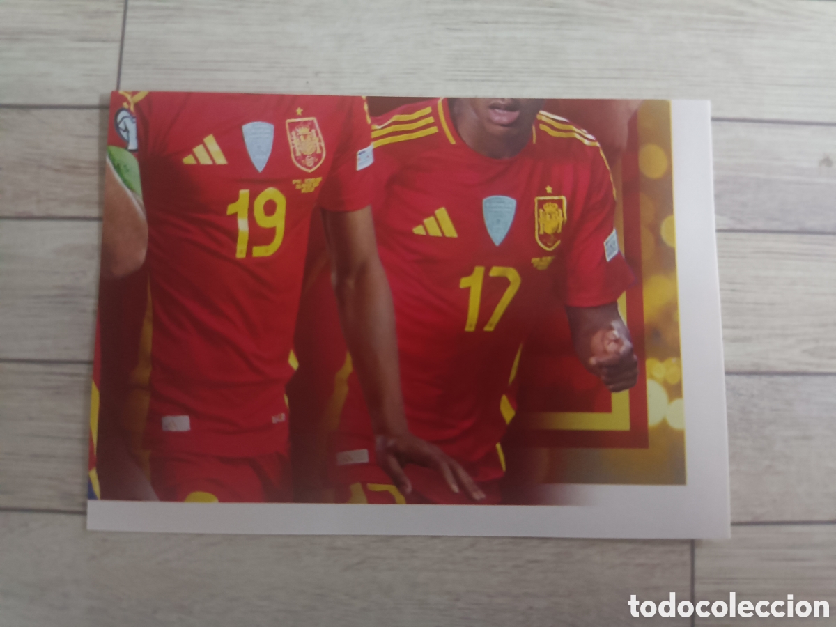 Cromos de F&uacute;tbol: 64 ESPA&Ntilde;A TR&Iacute;PTICO SELECCION ESPA&Ntilde;OLA ESPA&Ntilde;A MUNDIAL CARREFOUR 26 PANINI 2026