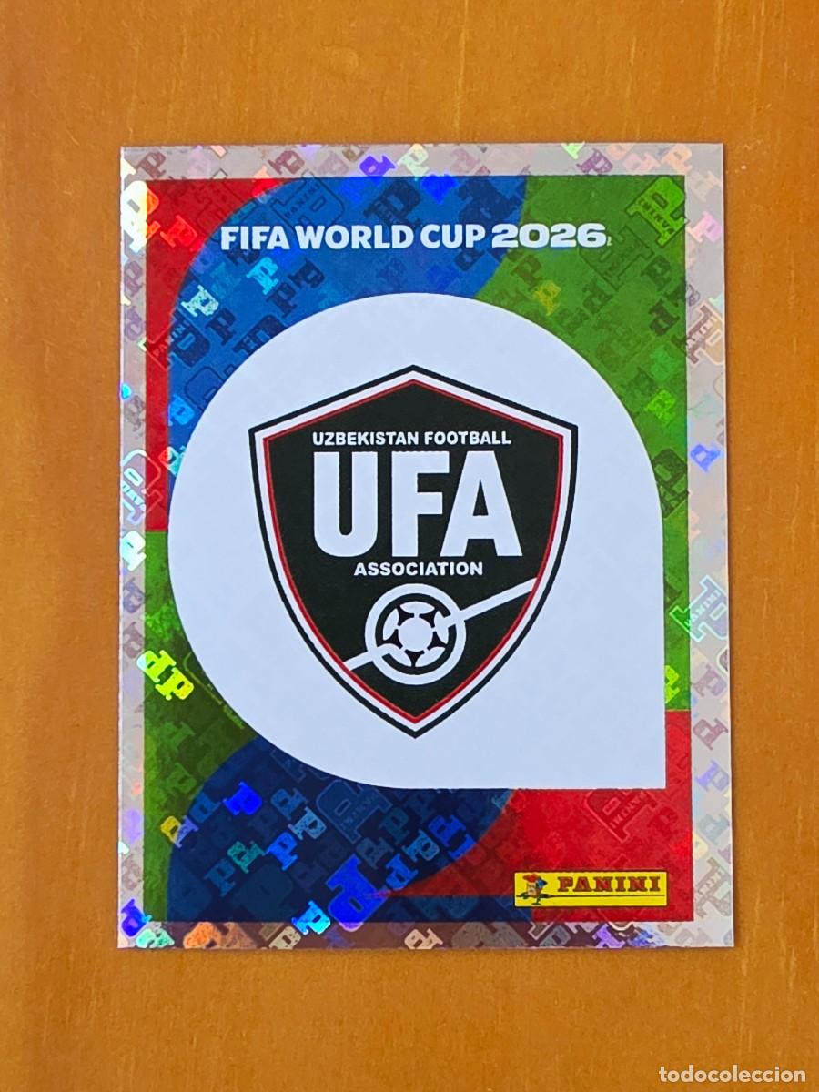 Cromos de F&uacute;tbol: UZB 1 Escudo logo emblema Uzbekist&aacute;n, Panini FIFA World Cup Mundial 2026 Sticker