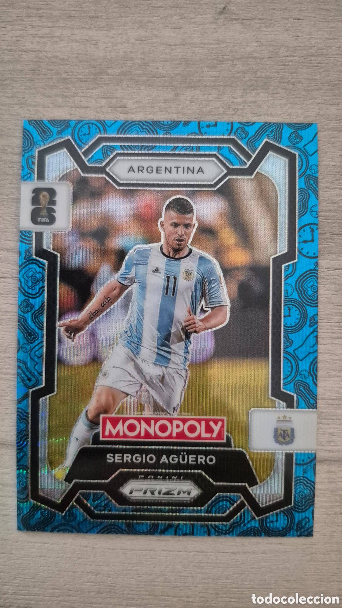 Cromos de Futebol: Sergio Ag&uuml;ero Blue Wave Panini Monopoly Prizm FIFA World Cup 2026