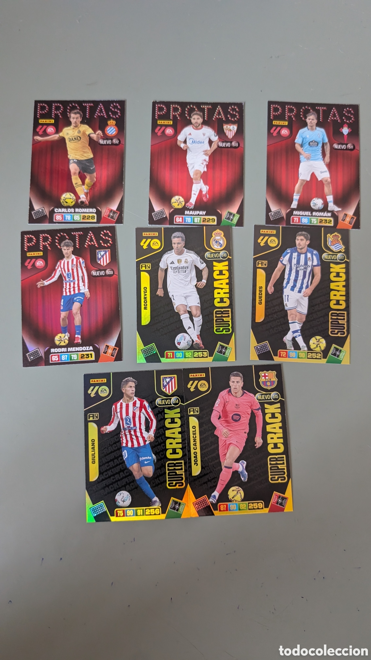 Cromos de F&uacute;tbol: LOTE 8 CROMOS DIFERENTES ACTUALIZACI&Oacute;N NUEVOS PROTAS SUPER CRACK ADRENALYN XL LIGA 2025/2026 25 26