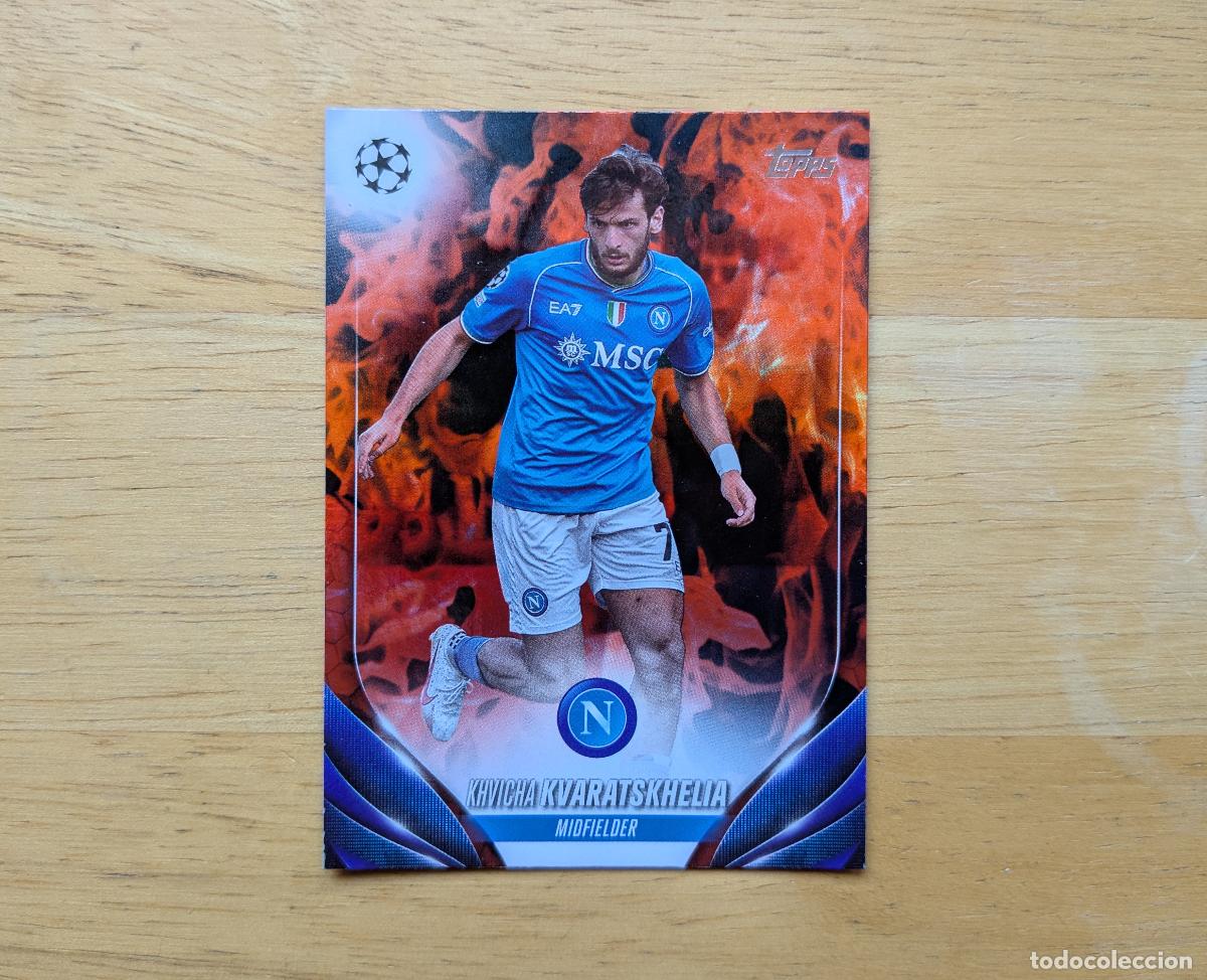 Fu&szlig;ball-Sticker: TOPPS UCC FLAGSHIP 2023-2024 - KHVICHA KVARATSKHELIA - INFERNO FOIL - SSC NAPOLI - N&ordm; 199