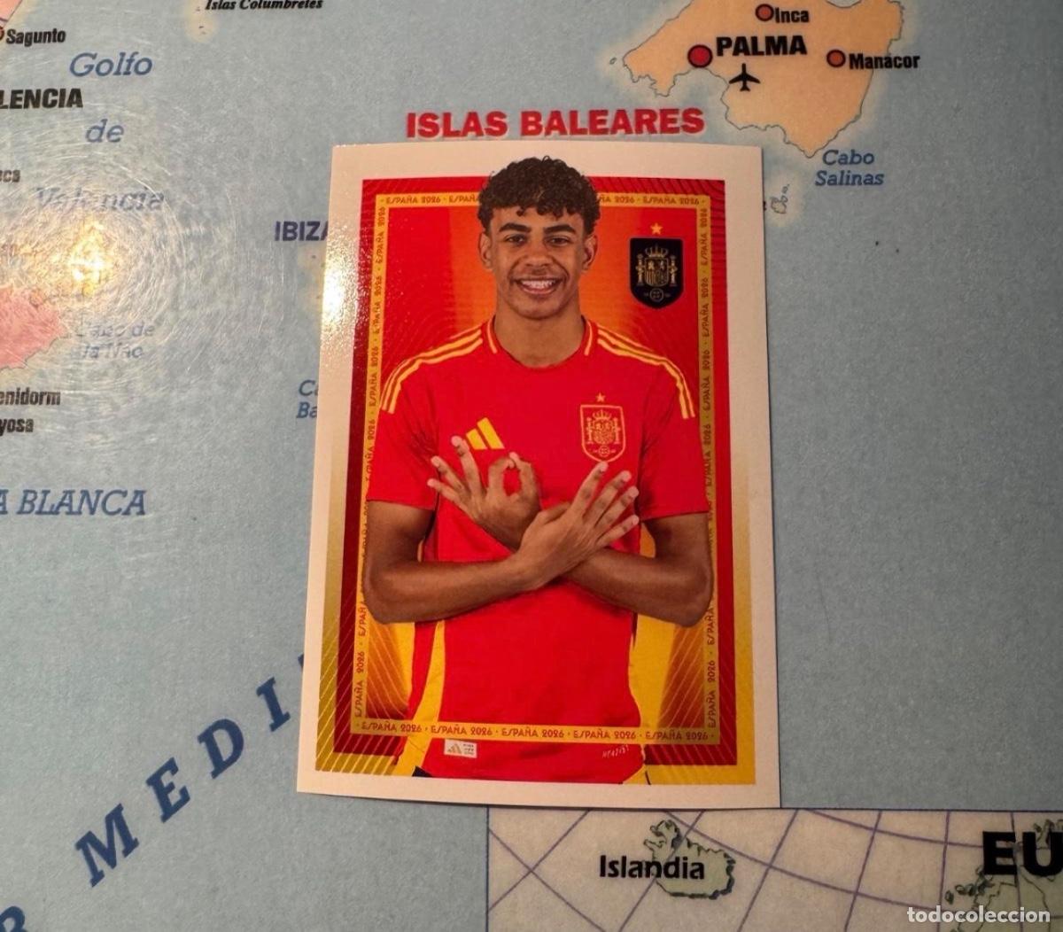 Football Stickers: Lamine Yamal n&uacute;mero 49 la selecci&oacute;n espa&ntilde;ola &ldquo;Espa&ntilde;a 2026&rdquo; del Carrefour 2026