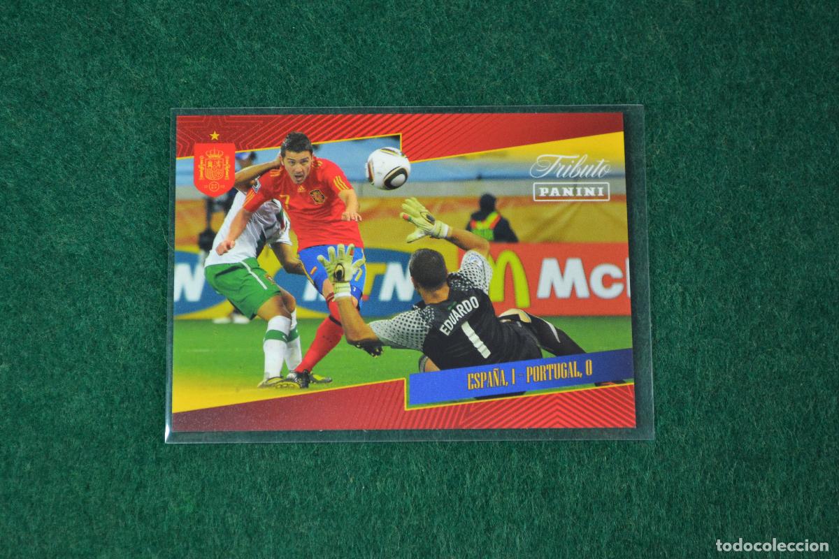 Football Stickers: PANINI TRIBUTO SELECCION ESPA&Ntilde;OLA 2010-2026 - 28 PARTIDO ESPA&Ntilde;A-PORTUGAL (VILLA)