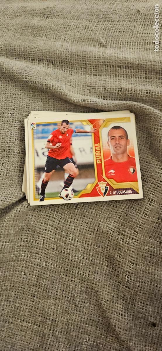 Cromos de Futebol: osasuna pu&ntilde;al este 2011 2012 11 12 sin pegar trading card
