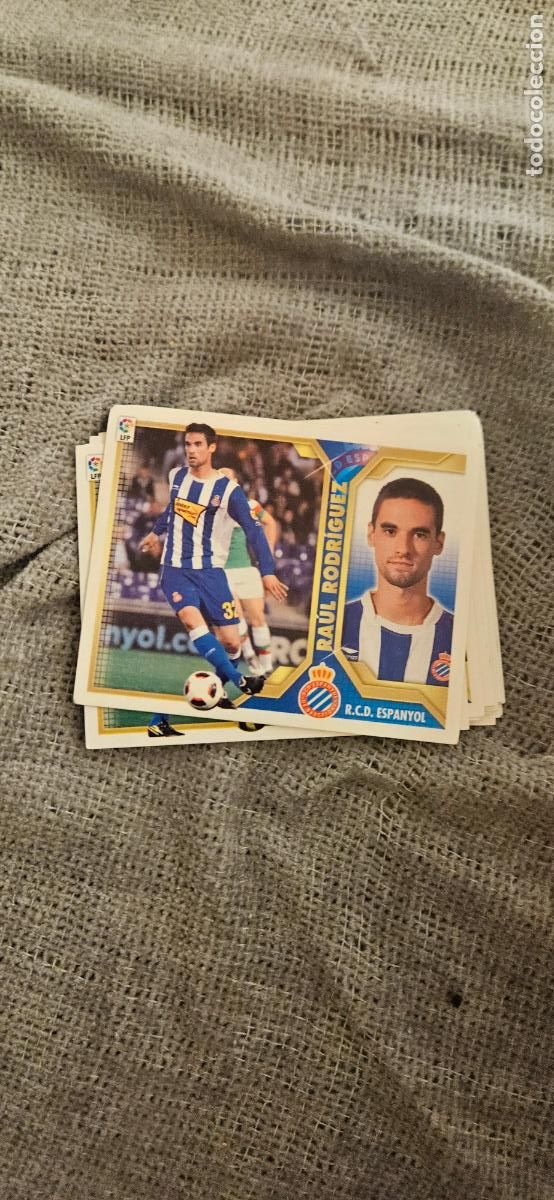 Figurine di Calcio: espa&ntilde;ol raul rodriguez este 2011 2012 11 12 sin pegar trading card