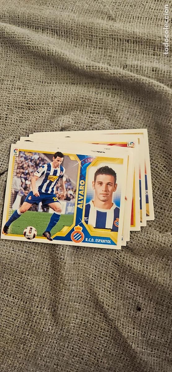 Figurine di Calcio: espa&ntilde;ol alvaro este 2011 2012 11 12 sin pegar trading card