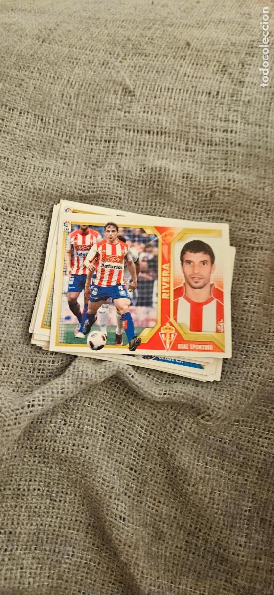 Cartes &agrave; collectionner de Football: sporting de gijon rivera este 2011 2012 11 12 sin pegar trading card
