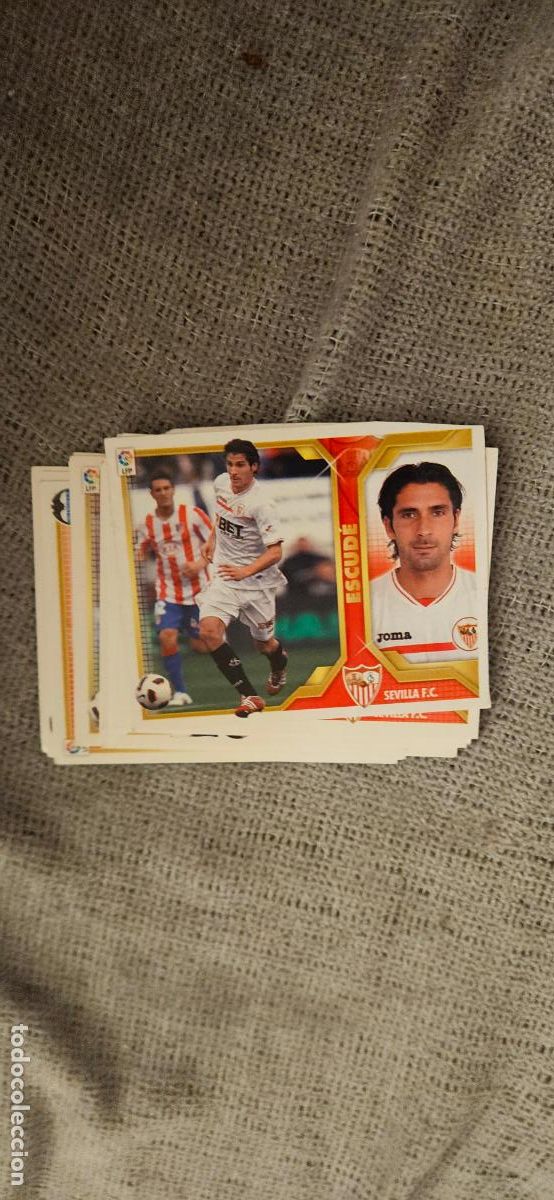Fu&szlig;ball-Sticker: sevilla escude este 2011 2012 11 12 sin pegar trading card