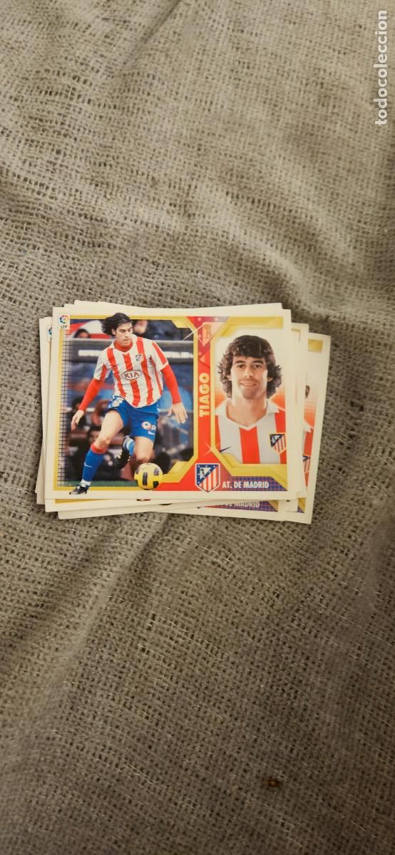 Football Stickers: atletico de madrid tiago este 2011 2012 11 12 sin pegar trading card