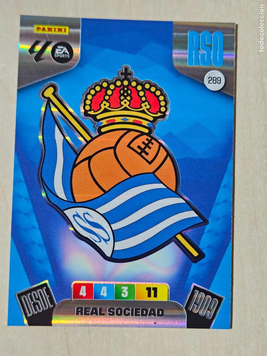 Cromos de F&uacute;tbol: FICHA N&ordm; 289 ESCUDO - ADRENALYN 25 26 - PANINI 2025 - 26 - CROMO - REAL SOCIEDAD