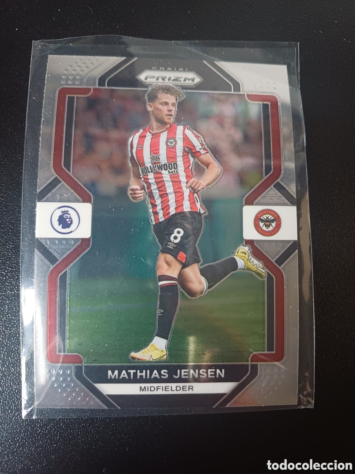 Cromos de Futebol: #043 MATHIAS JENSEN BRENTFORD PANINI PRIZM PREMIER LEAGUE 2022-23