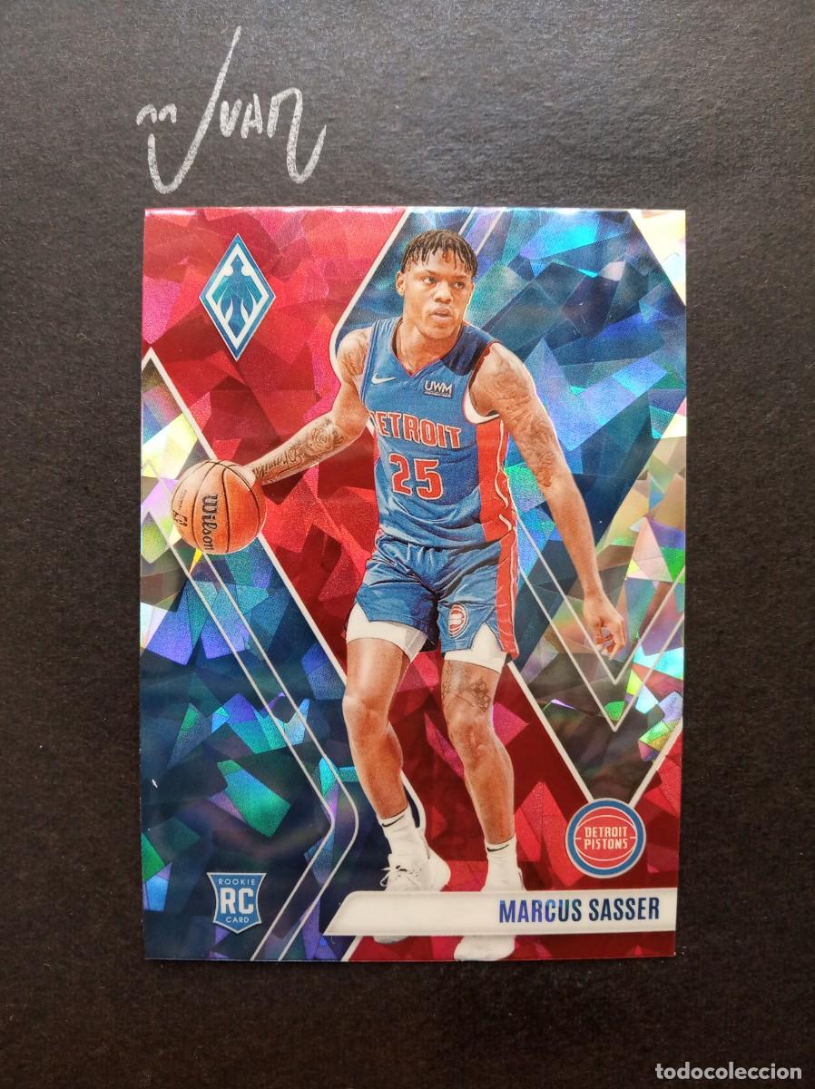 Cromos de F&uacute;tbol: PARALELA RED ICE ROOKIE MARCUS SASSER DETROIT PISTONS PANINI PHOENIX BASKETBALL NBA 2023 2024 23 24