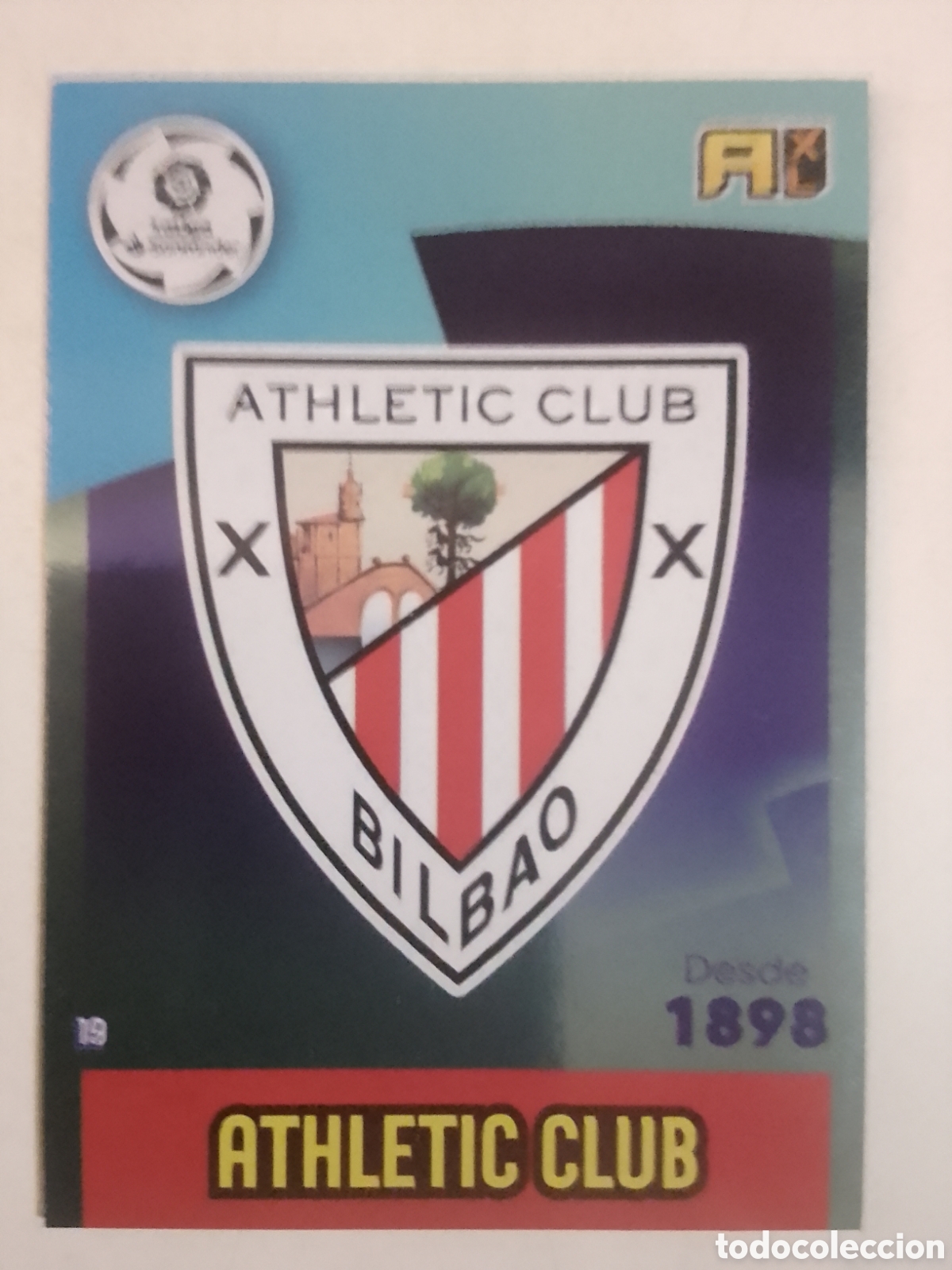Cromos de F&uacute;tbol: Adrenalyn XL 2020-21 n&deg; 19 escudo Athletic Club.