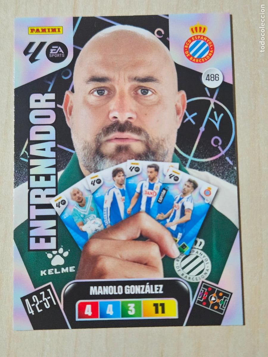 Fu&szlig;ball-Sticker: FICHA N&ordm; 486 MANOLO GONZALEZ - ADRENALYN 25 26 - PANINI 2025 - 26 - CROMO - ENTRENADOR
