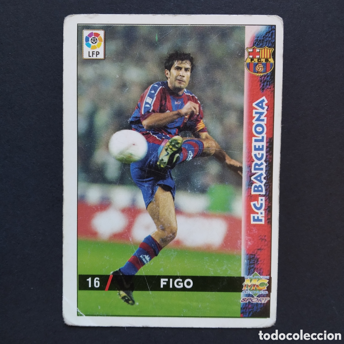 Figurine di Calcio: CROMO - N&ordm; 0016 - FIGO - F.C. BARCELONA - LAS FICHAS DE LA LIGA 98-99 (1998 / 1999) - MUNDICROMO