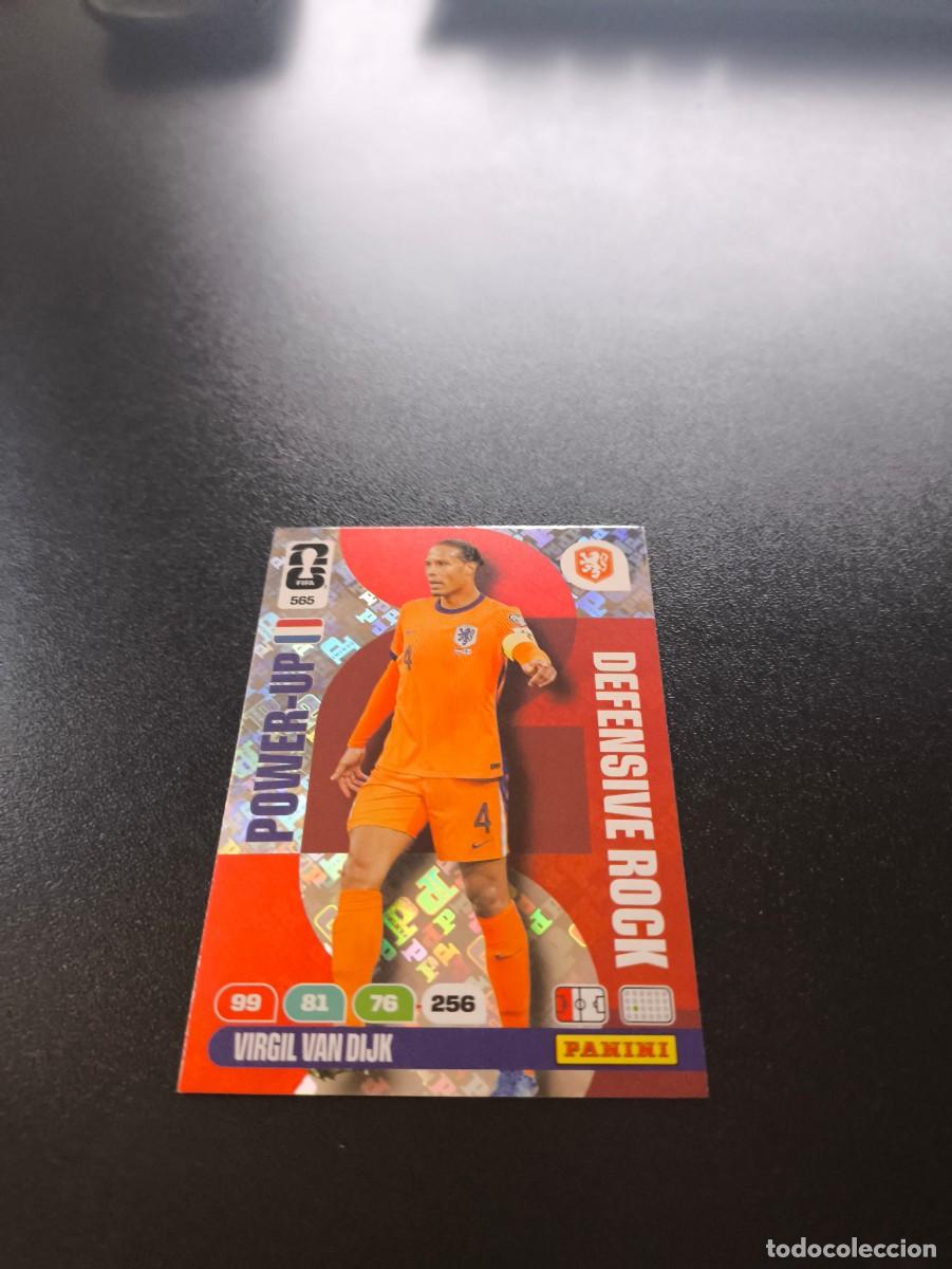 Cromos de F&uacute;tbol: 565 Virgil van Dijk PAISES BAJOS DEFENSIVE ROCK ADRENALYN MUNDIAL FIFA WORLD CUP 2026 PANINI