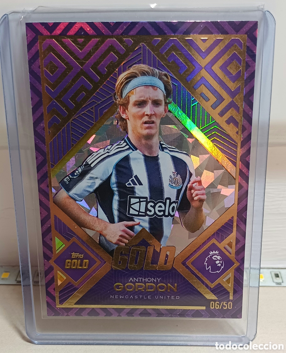 Football Stickers: Anthony Gordon /50 Topps Gold