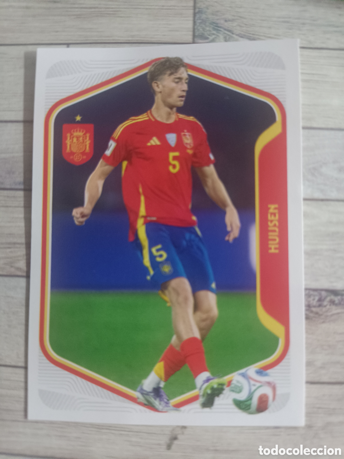 Figurine di Calcio: 22 HUIJSEN SELECCION ESPA&Ntilde;OLA ESPA&Ntilde;A MUNDIAL CARREFOUR 26 PANINI 2026