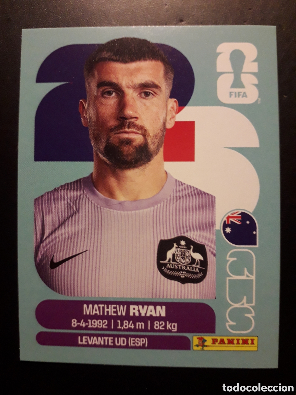 Cromos de F&uacute;tbol: RYAN AUSTRALIA AUS 2 MUNDIAL F&Uacute;TBOL 2026 FIFA WORLD CUP PANINI SIN PEGAR PEDIDO M&Iacute;NIMO 3&euro;
