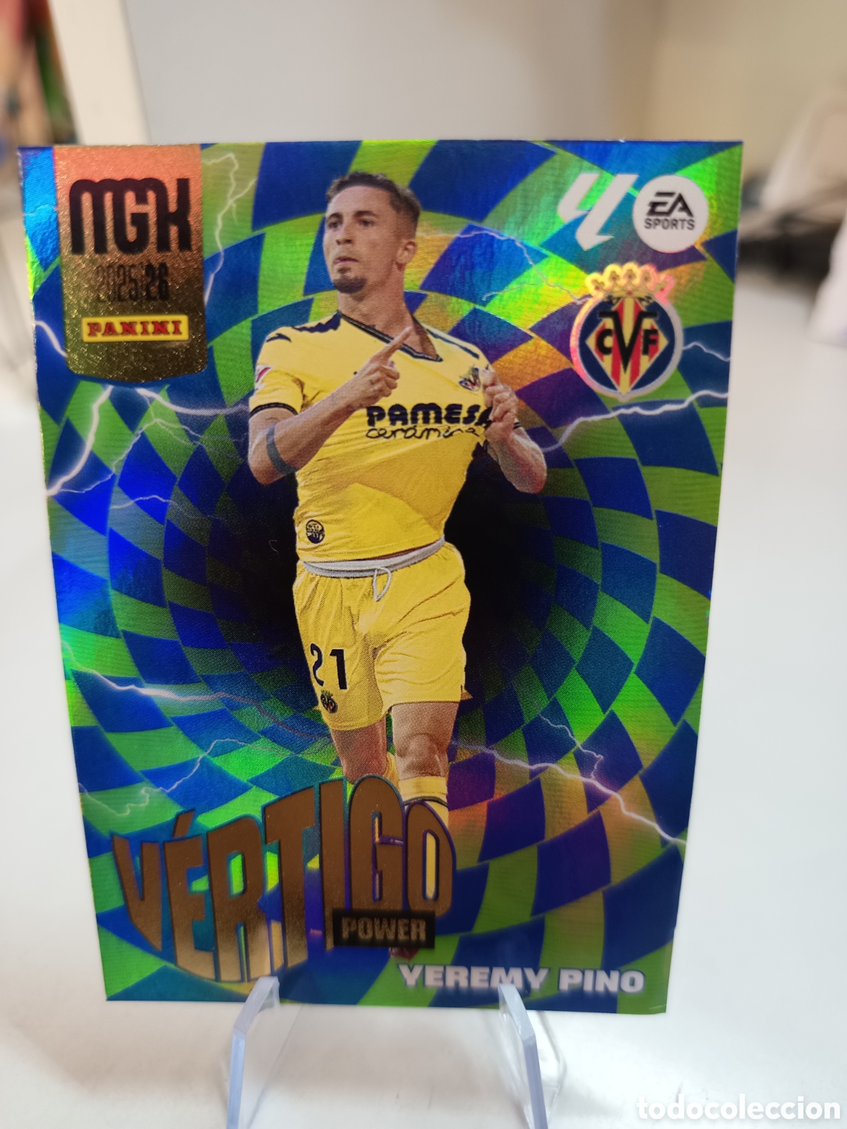 Cromos de F&uacute;tbol: P387 YEREMY PINO V&Eacute;RTIGO POWER MEGACRACKS 2025 2026