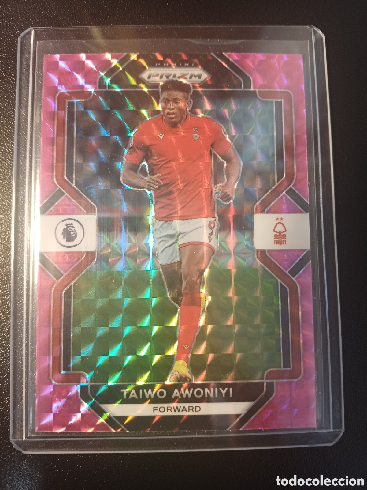 Cromos de F&uacute;tbol: #142 TAIWO AWONIYI NOTTINGHAM FOREST PINK MOSAIC PANINI PRIZM PREMIER LEAGUE 2022-23