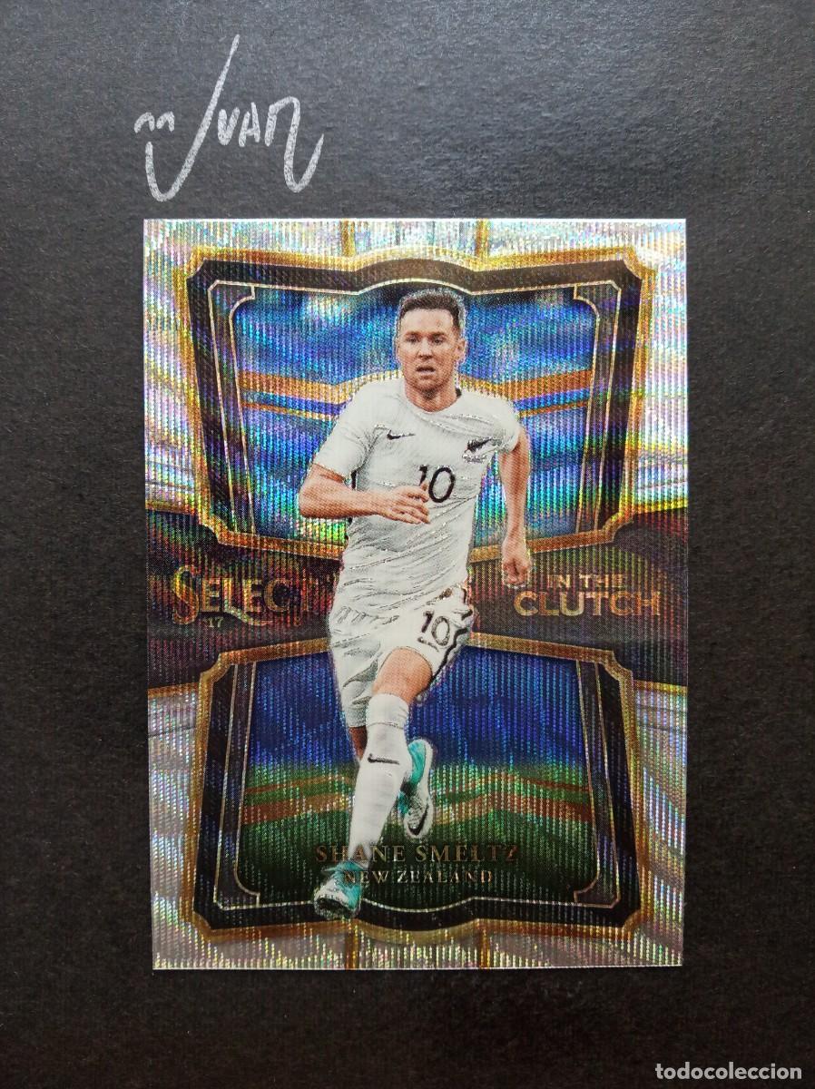 Cromos de F&uacute;tbol: IC-11 IN THE CLUTCH PRIZM SMELTZ NUEVA ZELANDA AFC WIMBLEDON ⚽ PANINI &reg; SELECT FIFA 2017 2018 17 18