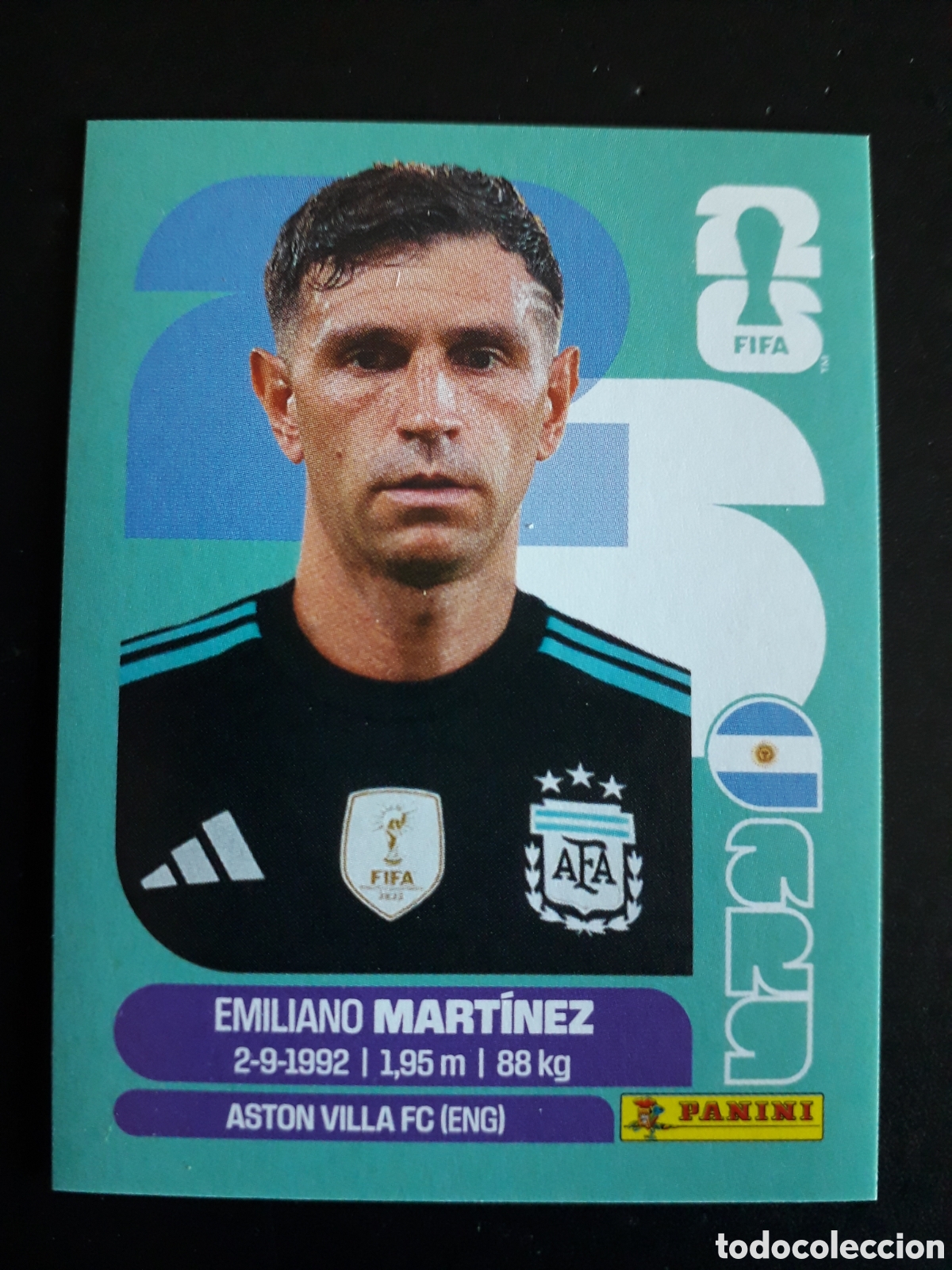 Cromos de F&uacute;tbol: EMILIANO MART&Iacute;NEZ ARGENTINA ARG 2 MUNDIAL F&Uacute;TBOL 2026 FIFA WORLD CUP PANINI SIN PEG PEDIDO M&Iacute;NIMO 3&euro;