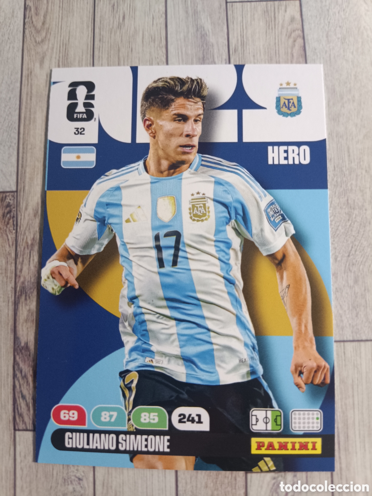 Football Stickers: 32 GIULIANO SIMEONE ARGENTINA HERO ADRENALYN XL MUNDIAL FIFA WORLD CUP 2026 PANINI