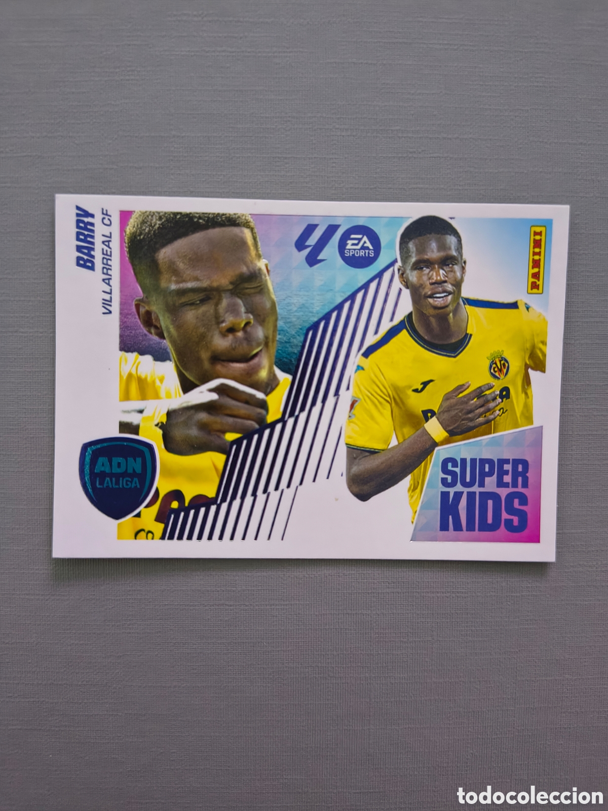 Cartes &agrave; collectionner de Football: LALIGA ESTE EA SPORTS 25 26 ALBUM PANINI ADN SUPER KIDS&nbsp; N 4 BARRY VILLARREAL&nbsp;