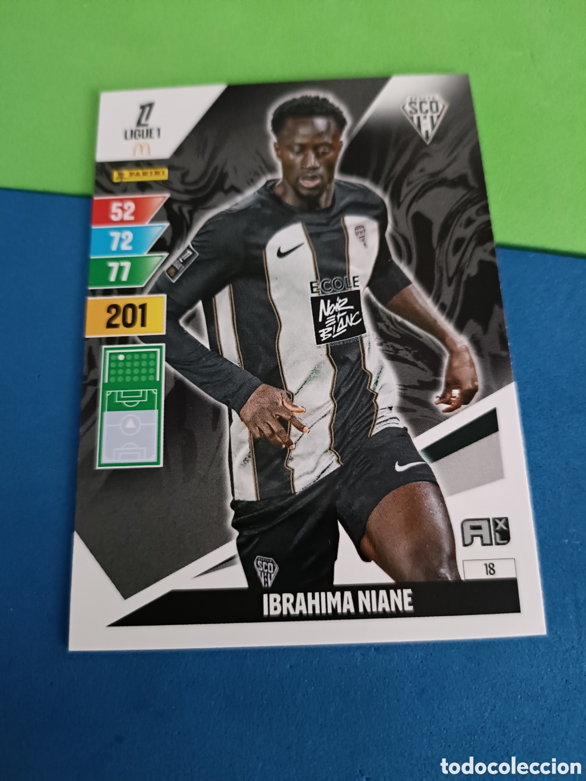 Cartes &agrave; collectionner de Football: LIGUE 1 FRANCIA FRANCE ADRENALYN XL 24 25 2024 2025 - 18 Niane