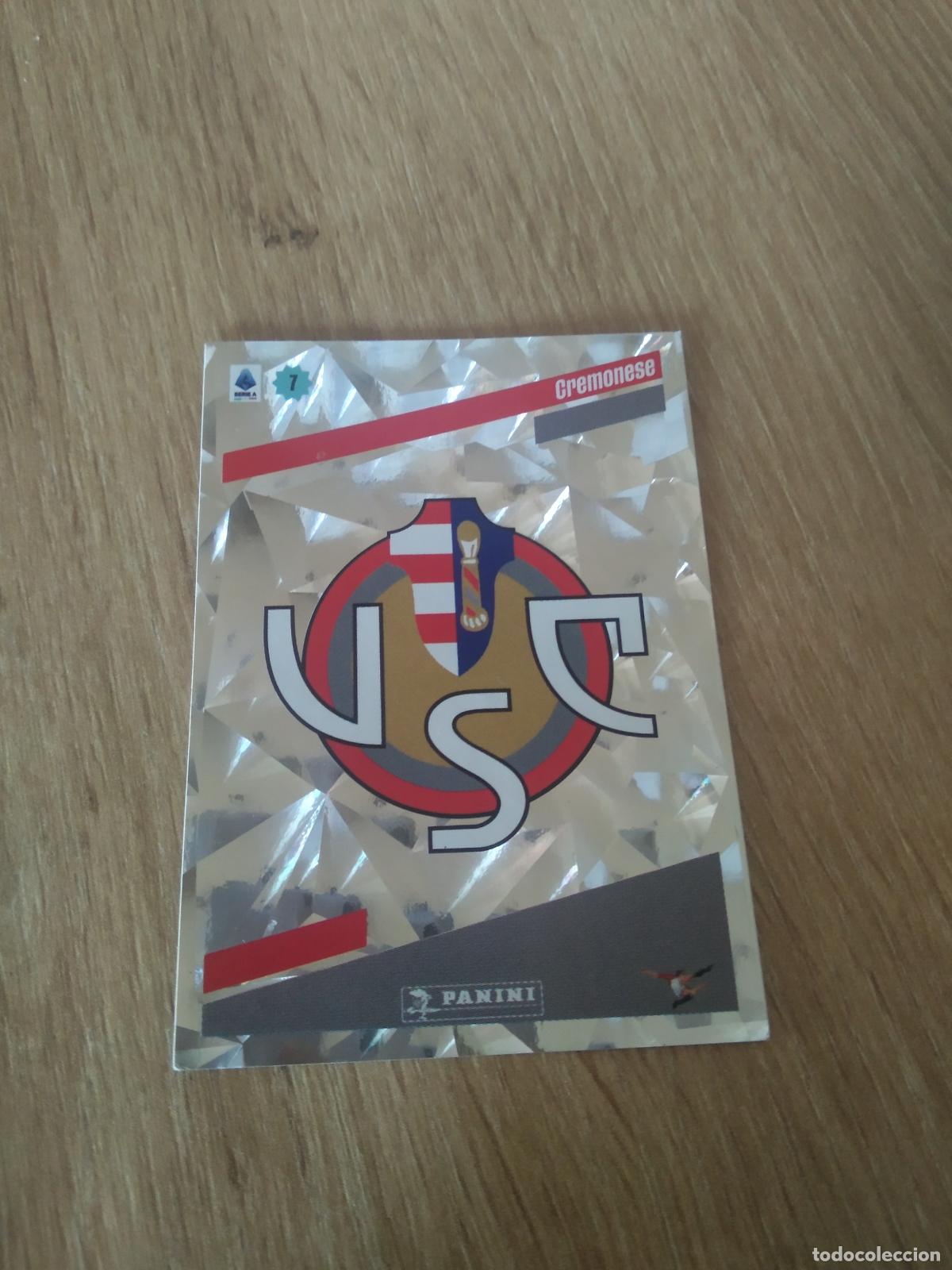 Fu&szlig;ball-Sticker: 60 ESCUDO CREMONESE CROMO FUTBOL PANINI LIGA ITALIA 22-23 CALCIATORI 2022-2023
