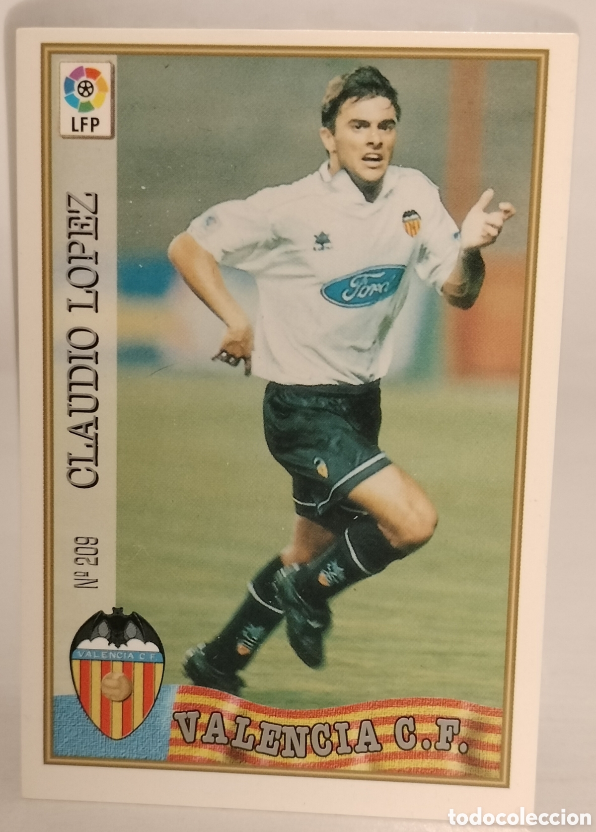 Football Stickers: Claudio L&oacute;pez Valencia C F 96-97