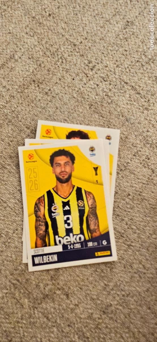 Fu&szlig;ball-Sticker: armani milano 140 shields euroliga 2025 2026 25 26 euroleague trading card