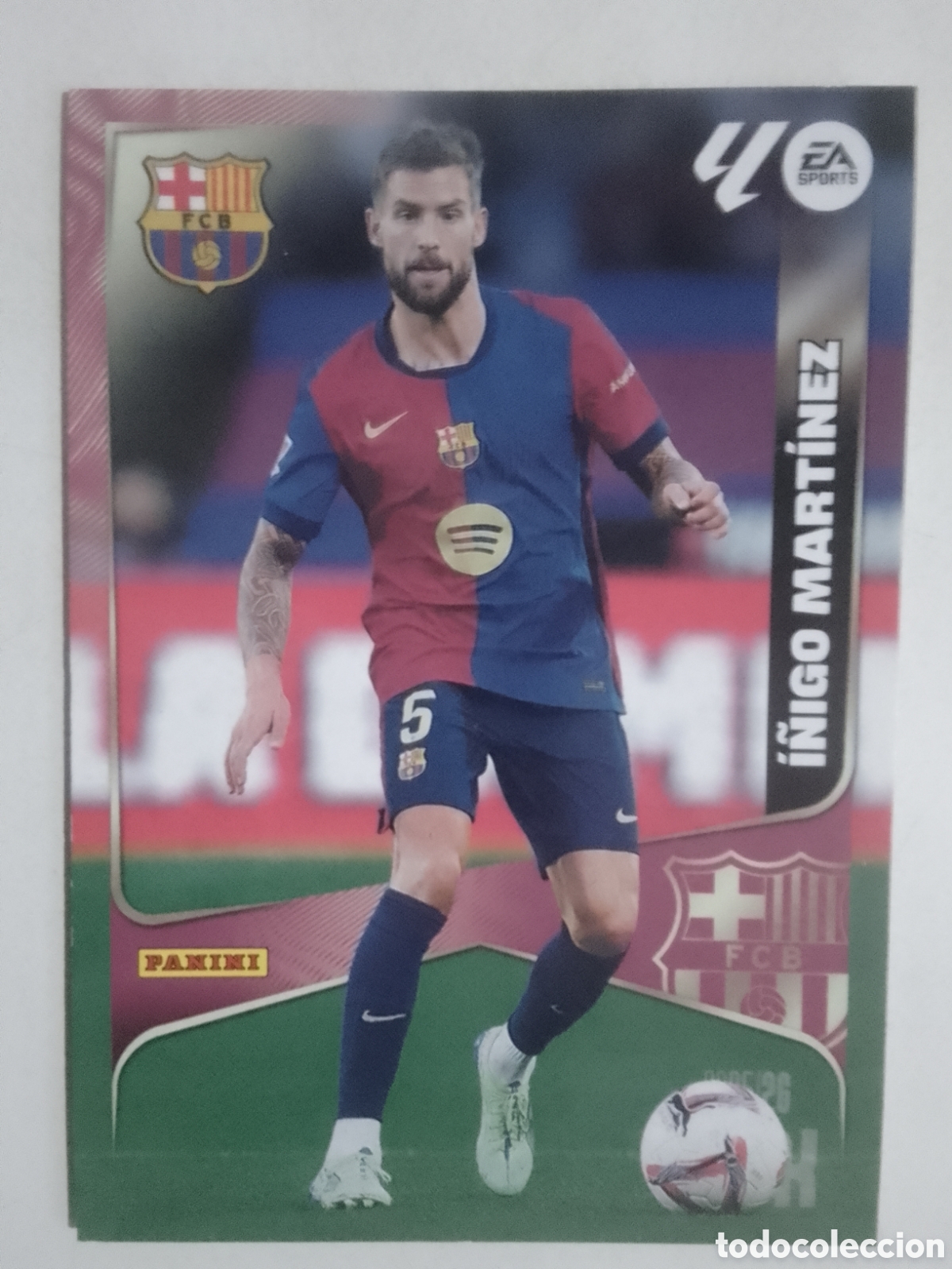 Cromos de F&uacute;tbol: Megacracks 2025/26 n&deg; 79 &Iacute;&ntilde;igo Mart&iacute;nez &bull; Barcelona.