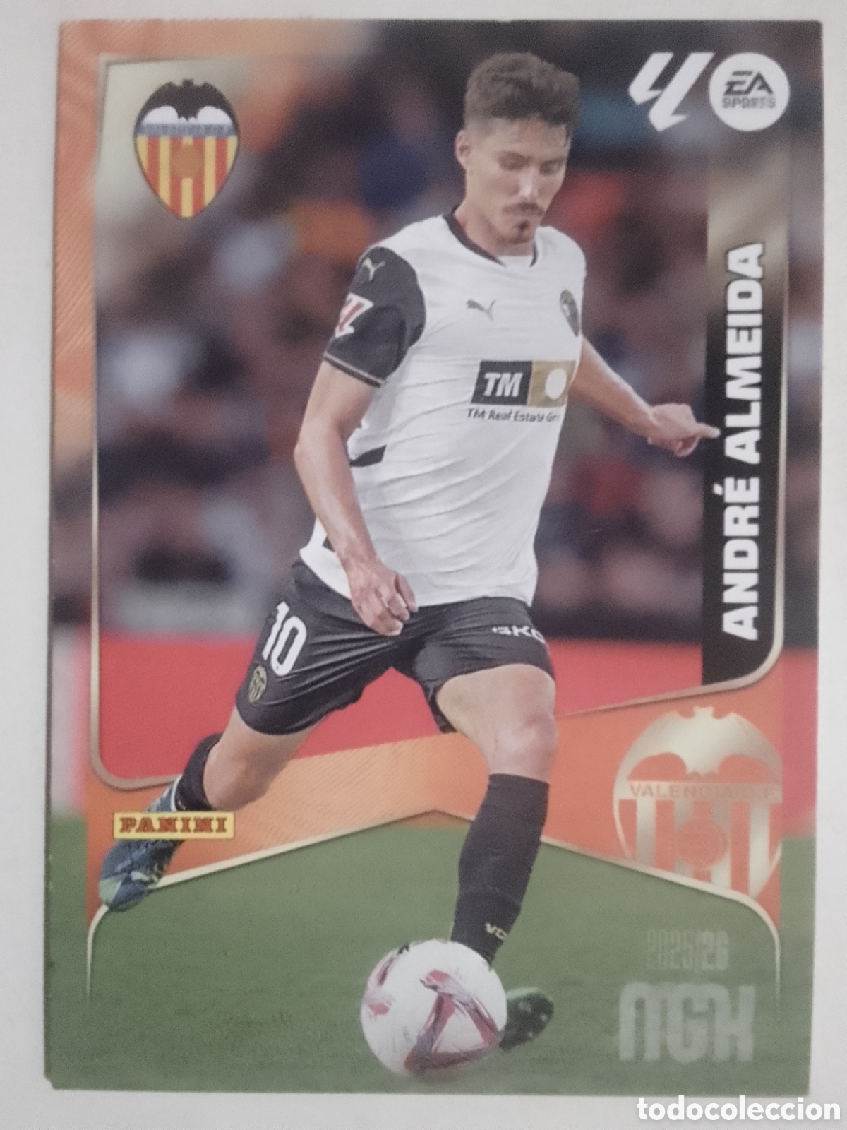 Cromos de F&uacute;tbol: Megacracks 2025/26 n&deg; 354 Andr&eacute; Almeida &bull; Valencia.