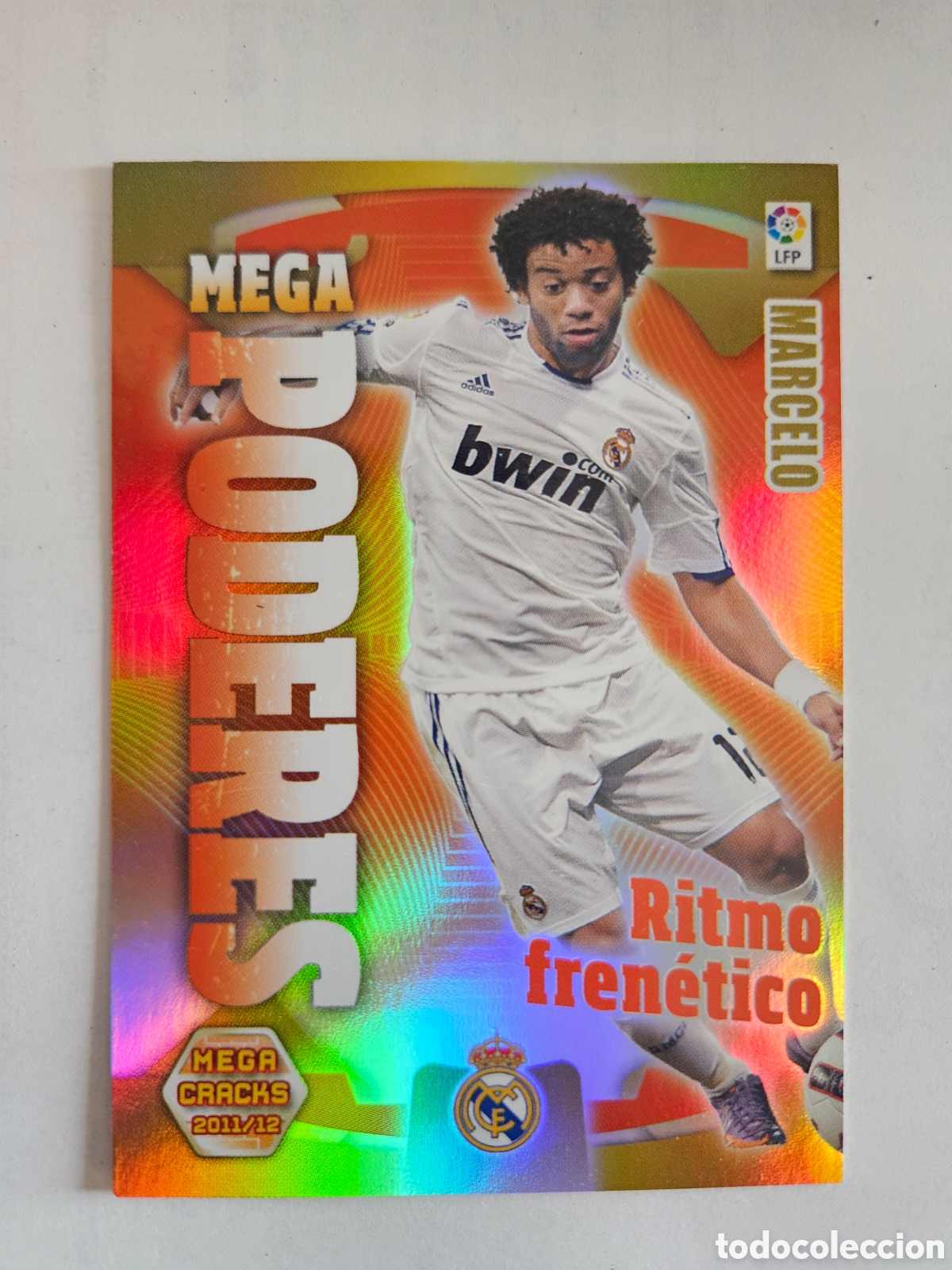 Figurine di Calcio: MARCELO 389 MEGA PODERES (REAL MADRID) PANINI MEGACRACKS 2011-2012 11 12